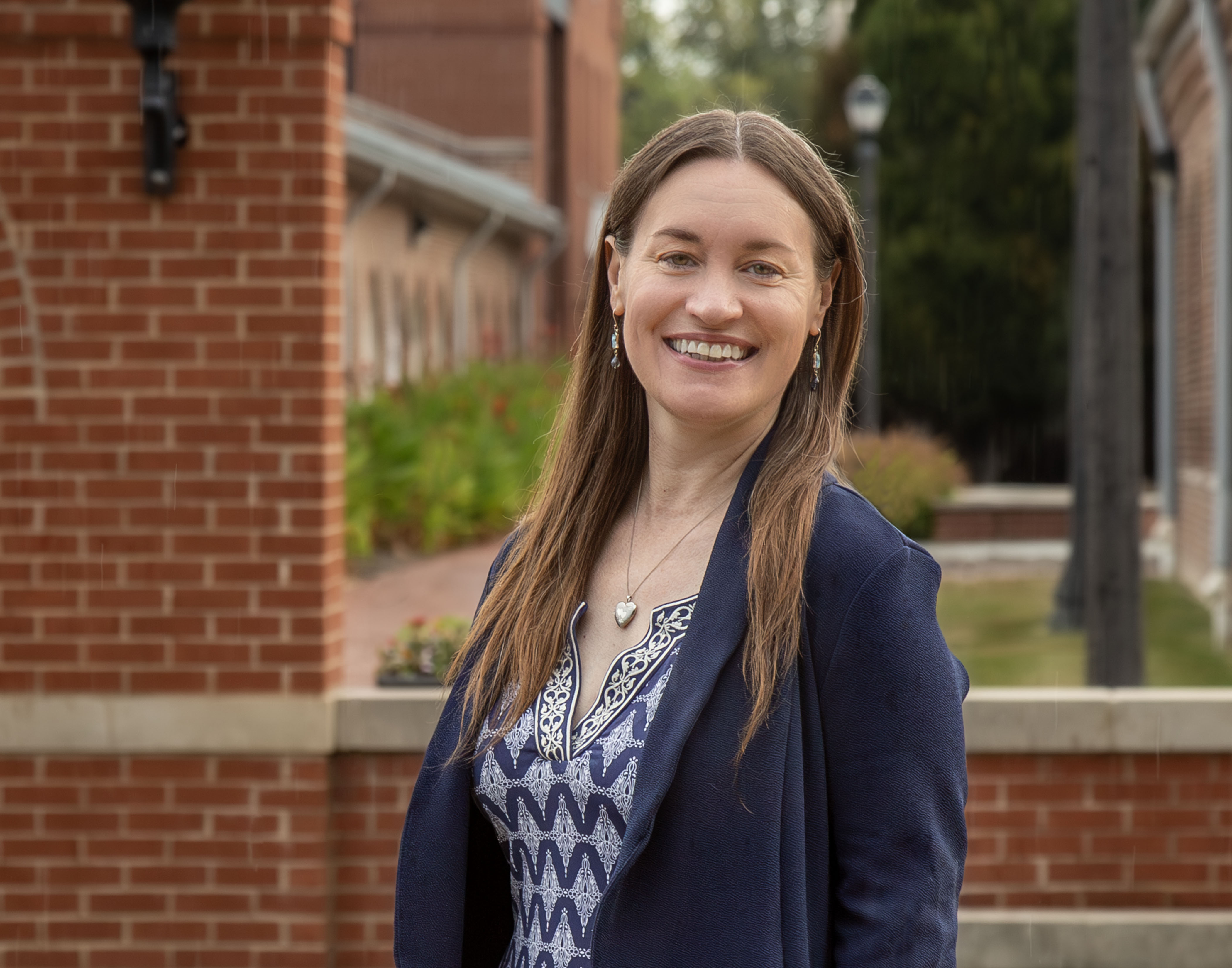 Sociology Professor Paula Kelso is the 2024 winner of L&C’s Emerson Excellence in Teaching Award. Jan Dona, L&C Marketing/PR.
