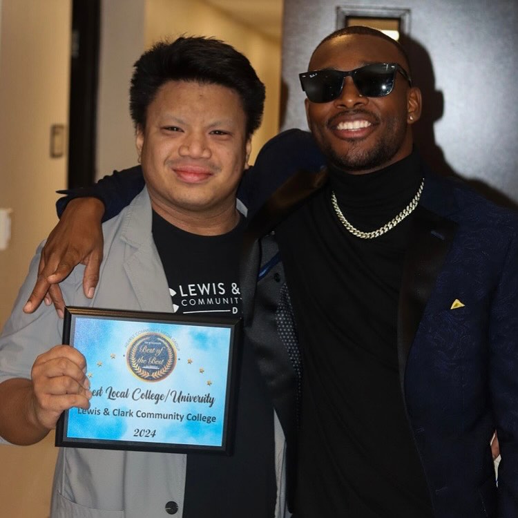 Recruiter Daniel Nosce accepted the award on behalf of the college. The event was emceed by L&C Alumni Ambassador Mikeith Teague. 