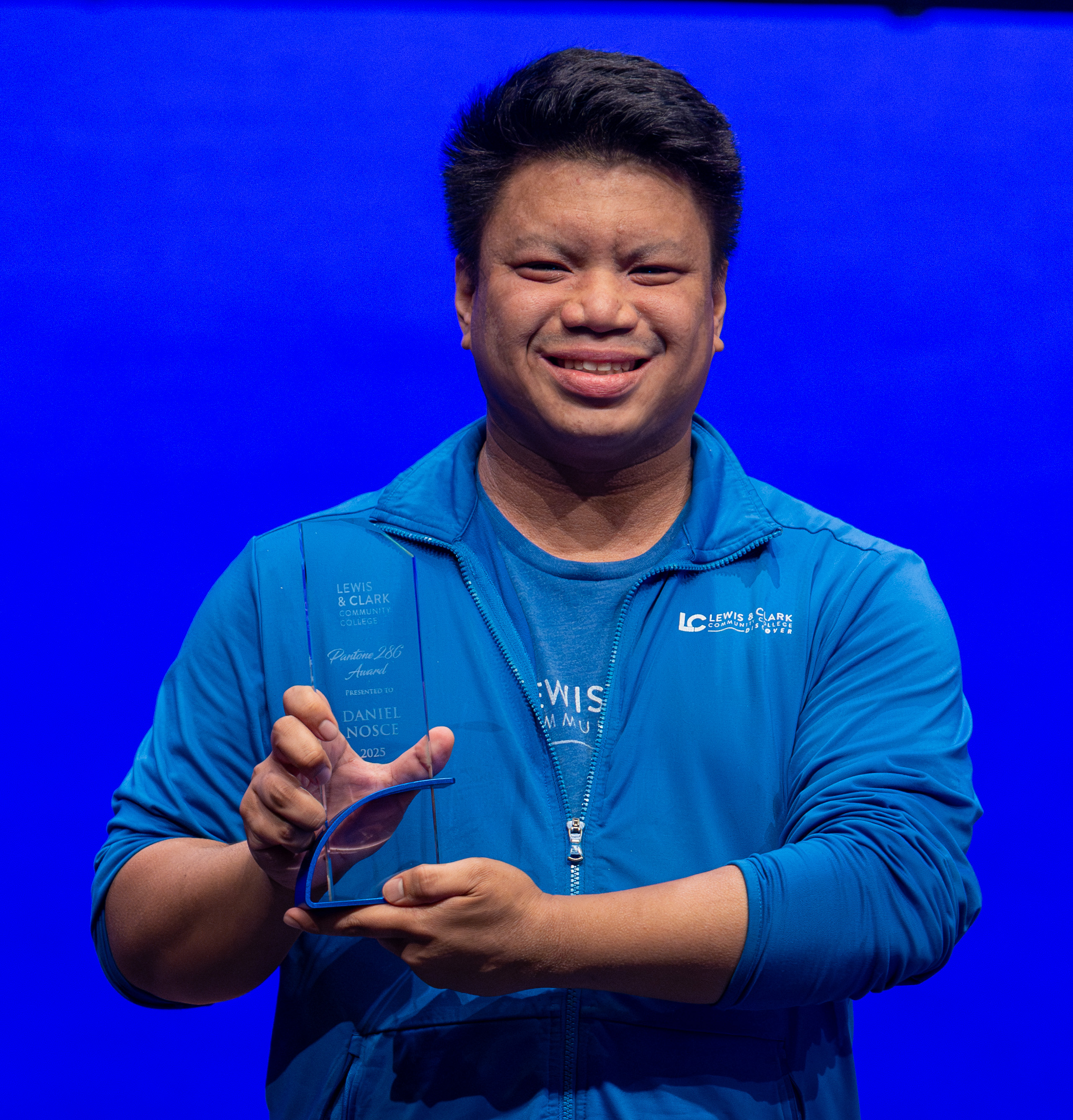 Daniel Nosce, recipient of the 2025 Pantone 286 Award. Photo by JAN DONA/MARKETING & PR