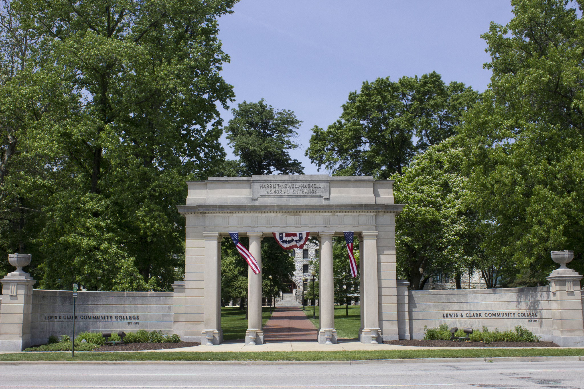 The Harriet Haskell Memorial Gate at Lewis and Clark Community College